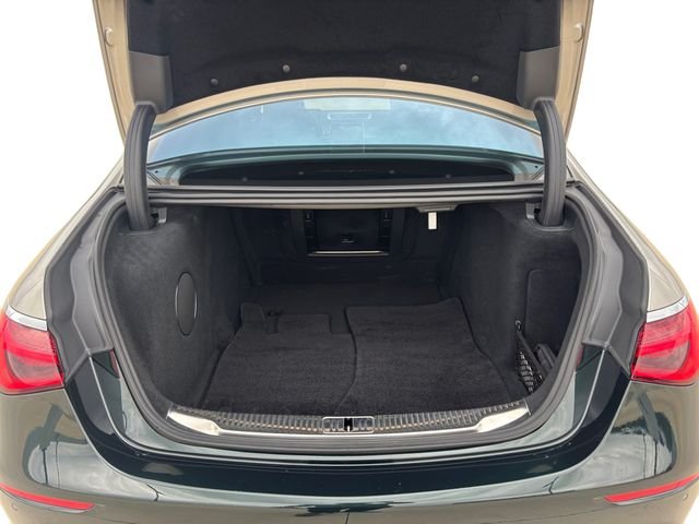 Used 2025 Green Mercedes-Benz Maybach S 580 image 18