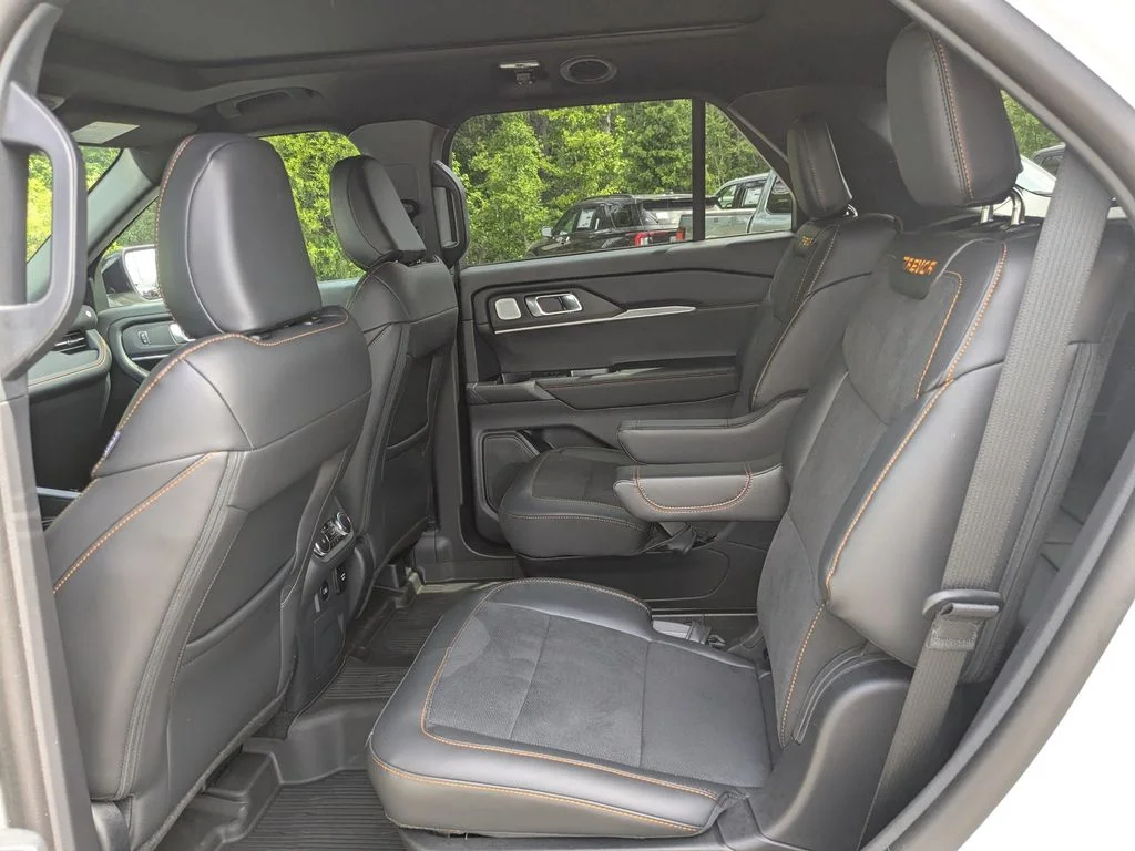 New 2026 Star White Metallic Tri-Coat Ford Tremor image 14