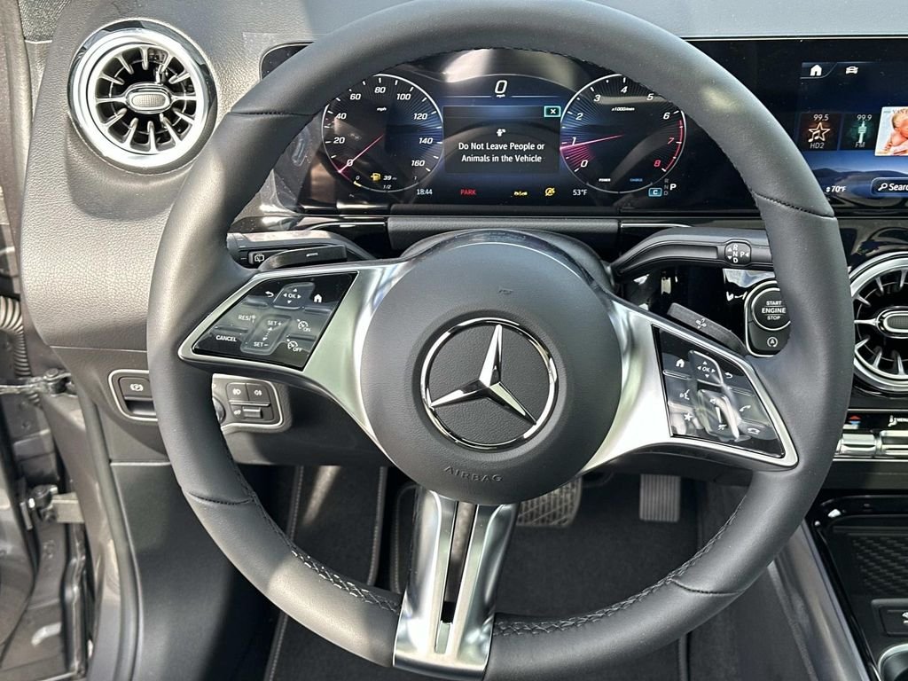 Used 2026 Mountain Grey Metallic Mercedes-Benz GLA 250 image 23