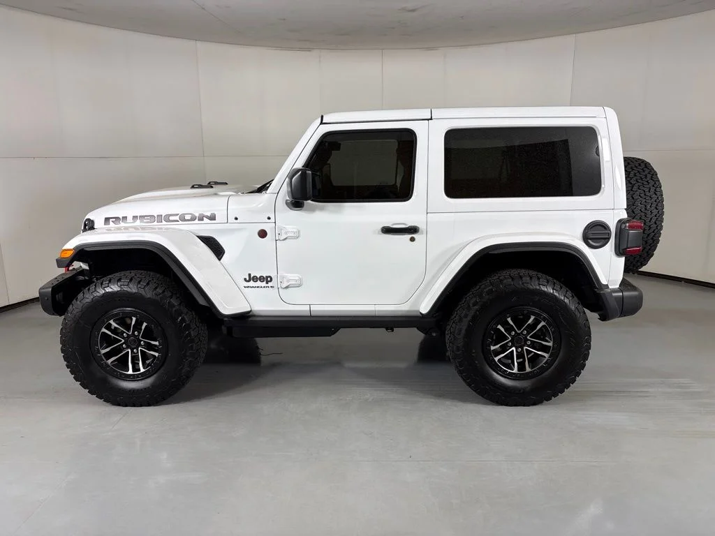 New 2027 White Jeep Rubicon X image 5