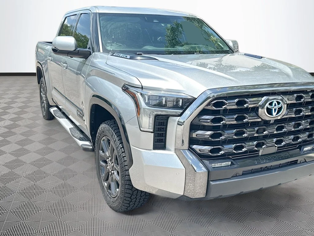Used 2023 Silver Toyota Platinum image 4
