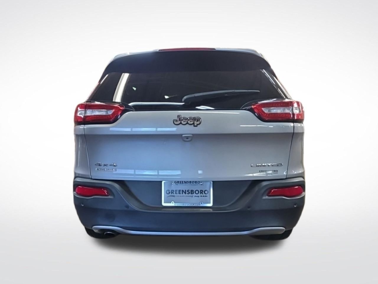 Used 2015 Silver Jeep Limited image 6