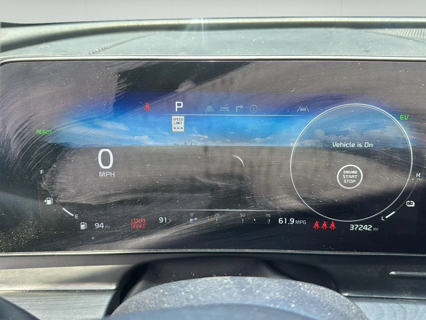 Used 2025 Vesta Blue Kia X-Line Prestige image 10