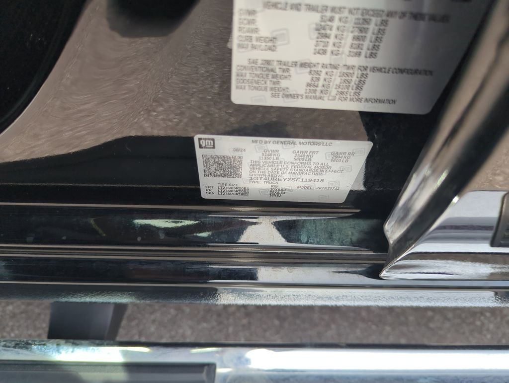 Used 2025 Black GMC Denali image 38