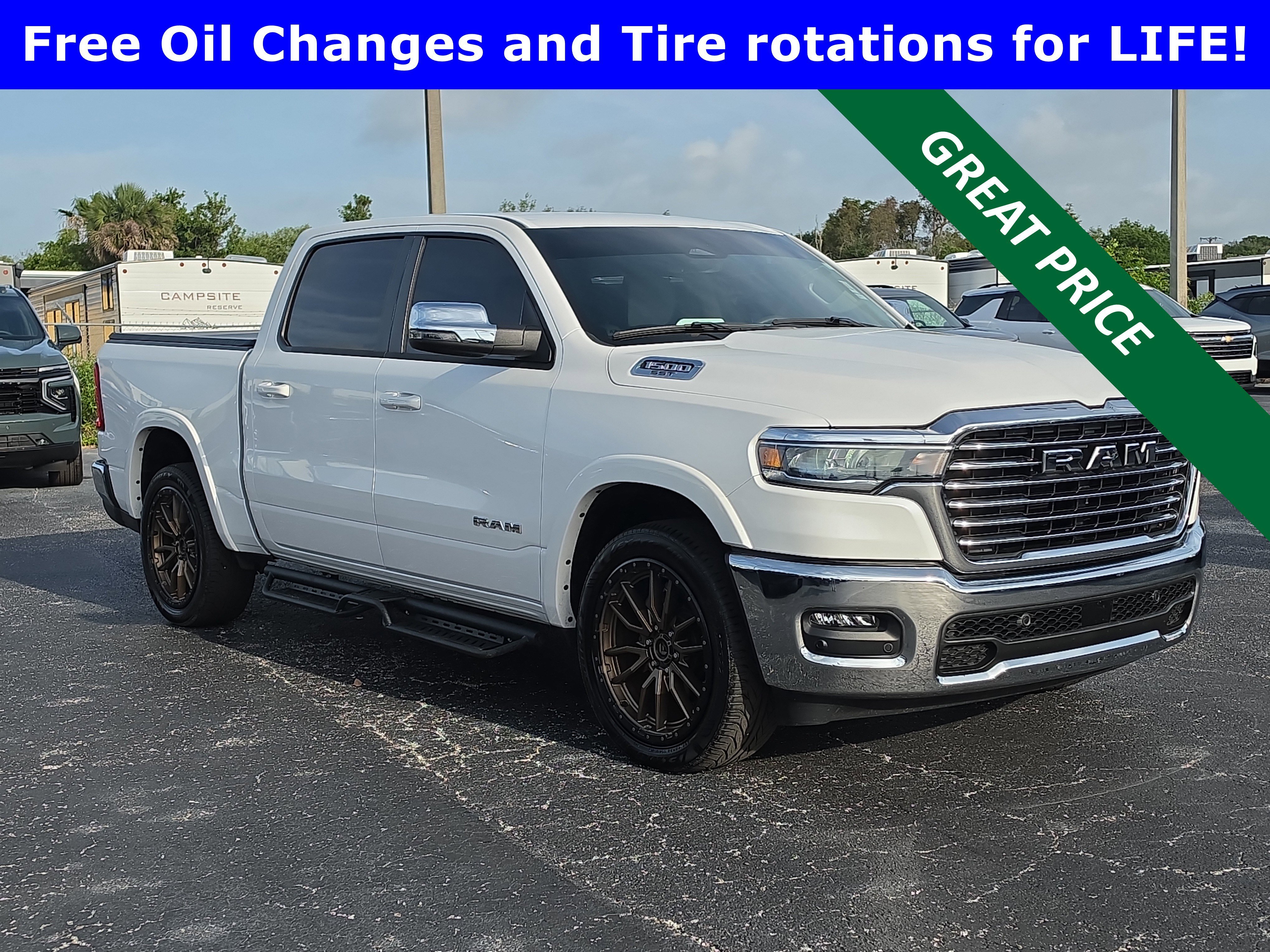 2025 RAM 1500 Laramie 4x4 Crew Cab 5'7's photo