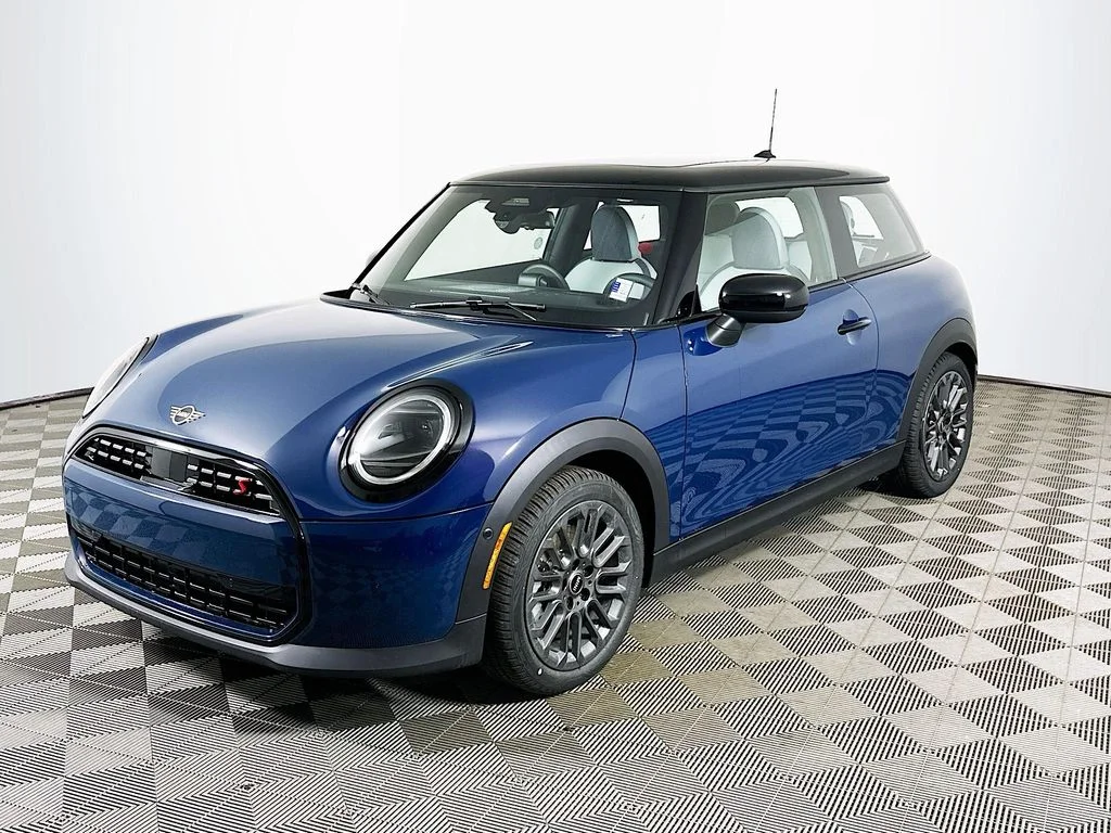 2026 MINI Hardtop Cooper S's photo