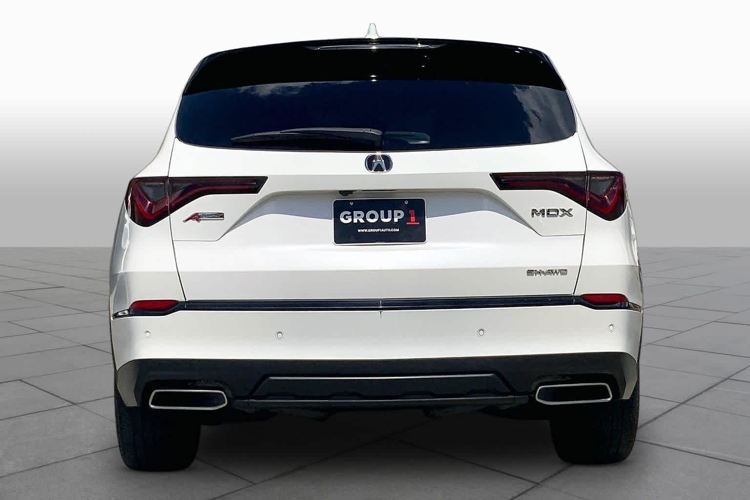 Used 2024 Platinum White Pearl Acura w/A-Spec Package image 5