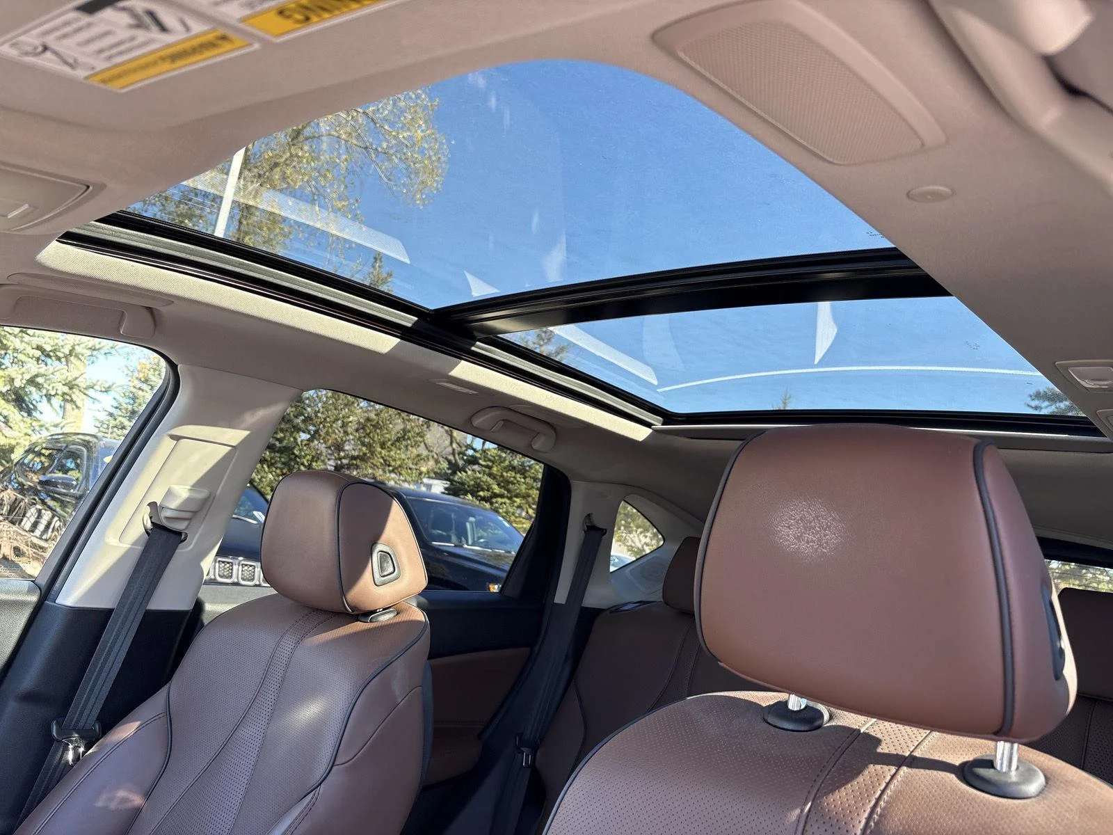 Used 2020 Platinum White Pearl Acura SH-AWD w/Advance image 9
