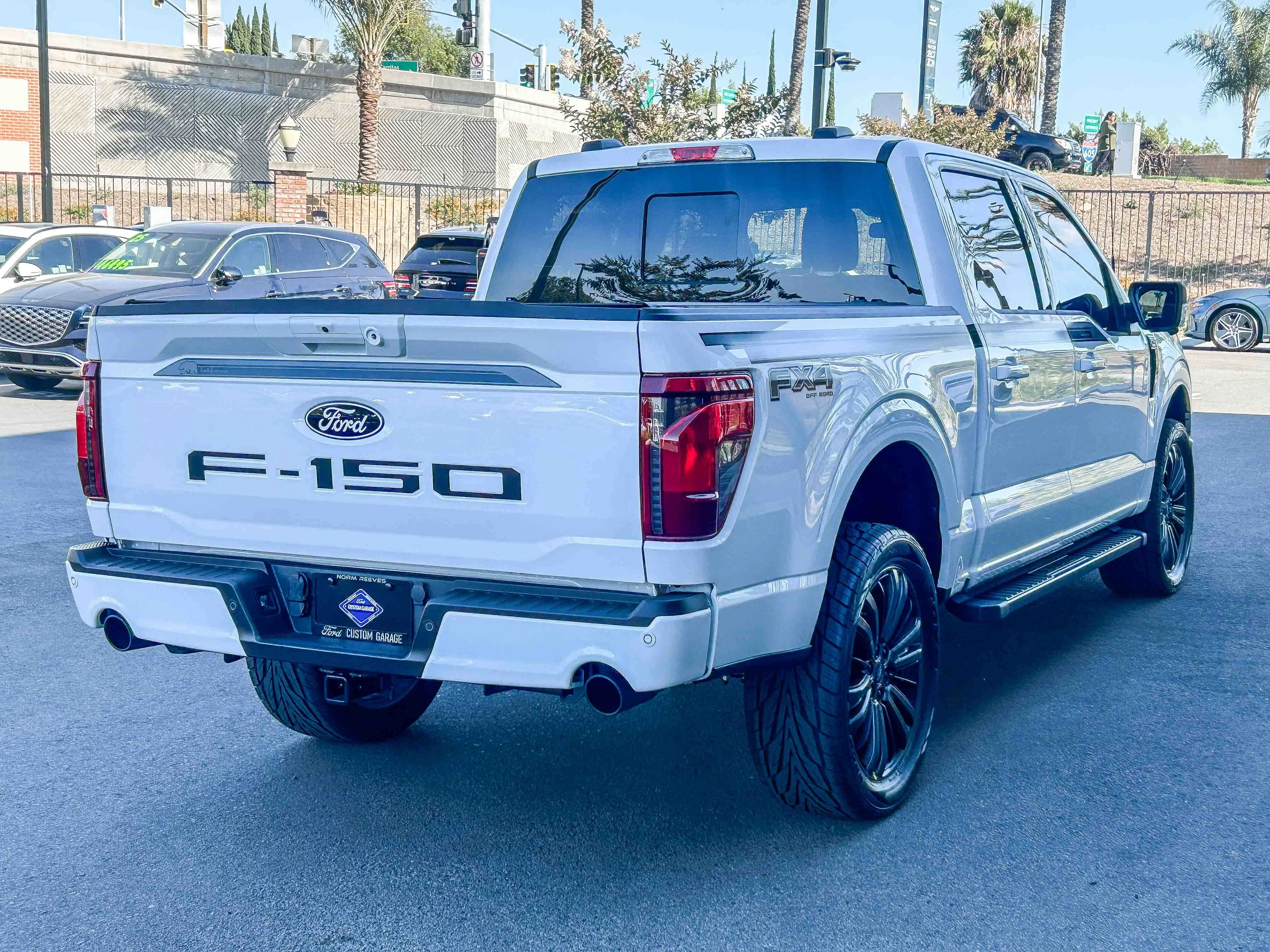 New 2026 Oxford White Ford XLT image 6