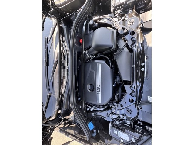 Used 2026 Black Sapphire Metallic BMW xDrive28i image 29