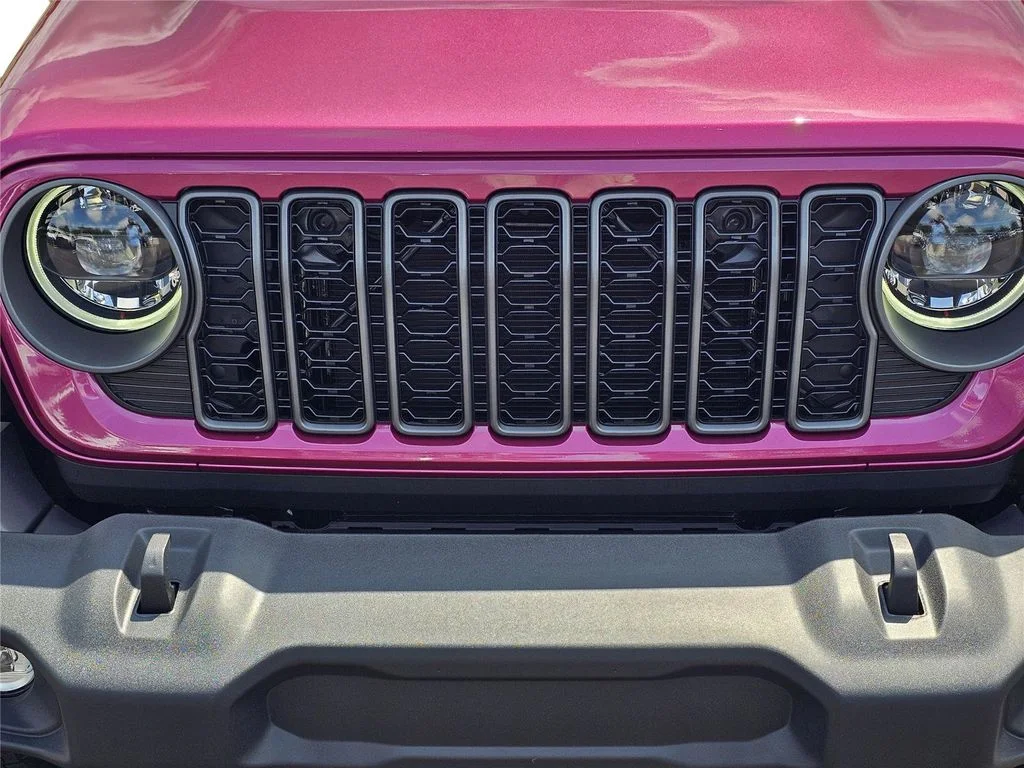 New 2026 Tuscadero Pearlcoat Jeep Sport S image 3