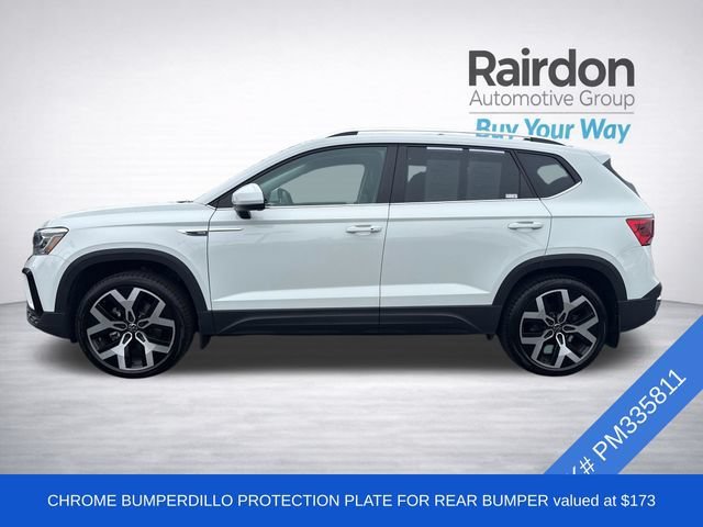 Used 2023 Pure White Volkswagen SEL image 4