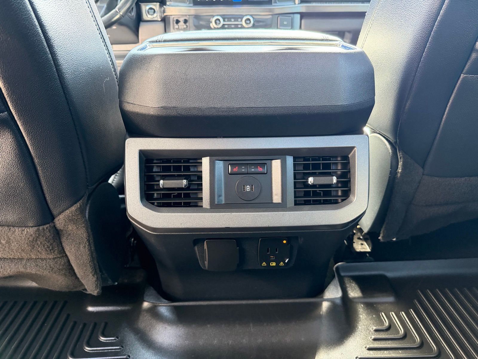 2023 Ford F-350 Super Duty Lariat - Photo 29