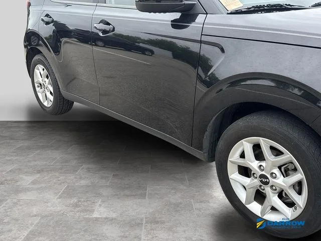 Used 2022 Black Kia LX image 26
