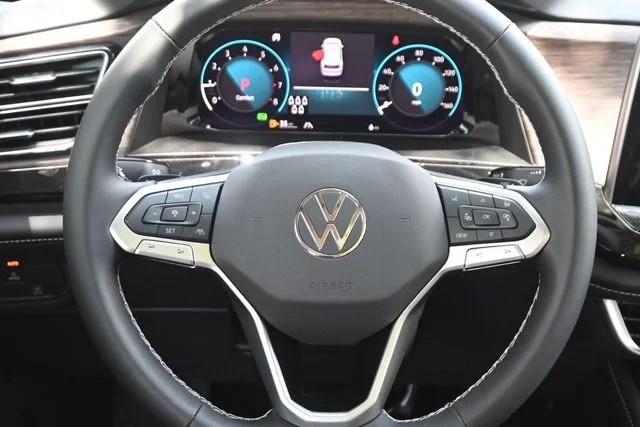 2025 Volkswagen Atlas SEL - Photo 10