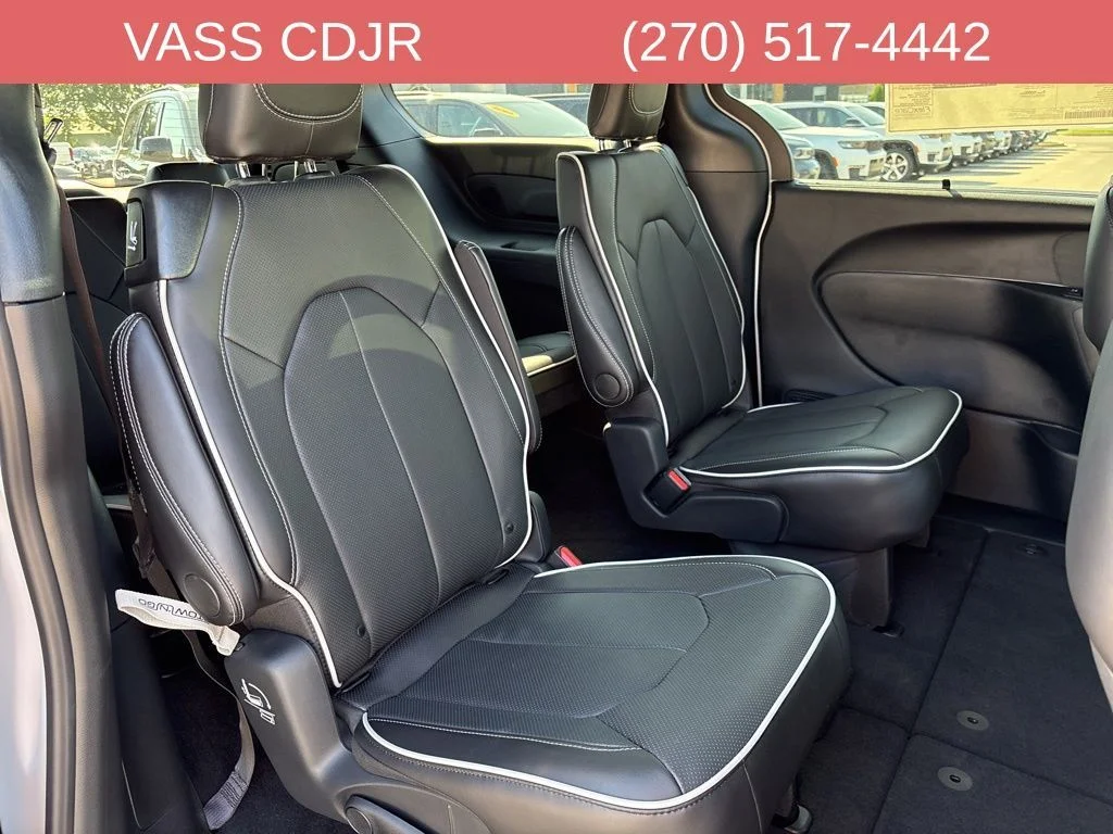 2026 Chrysler Pacifica Limited - Photo 36