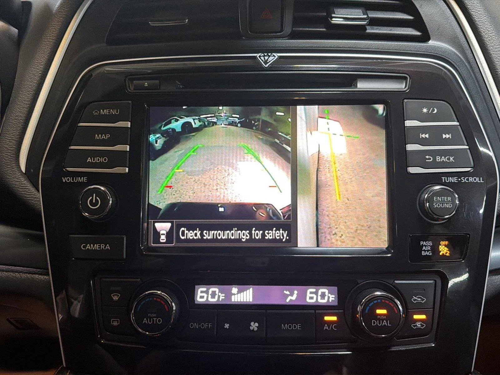 2022 Nissan Maxima SR - Photo 17