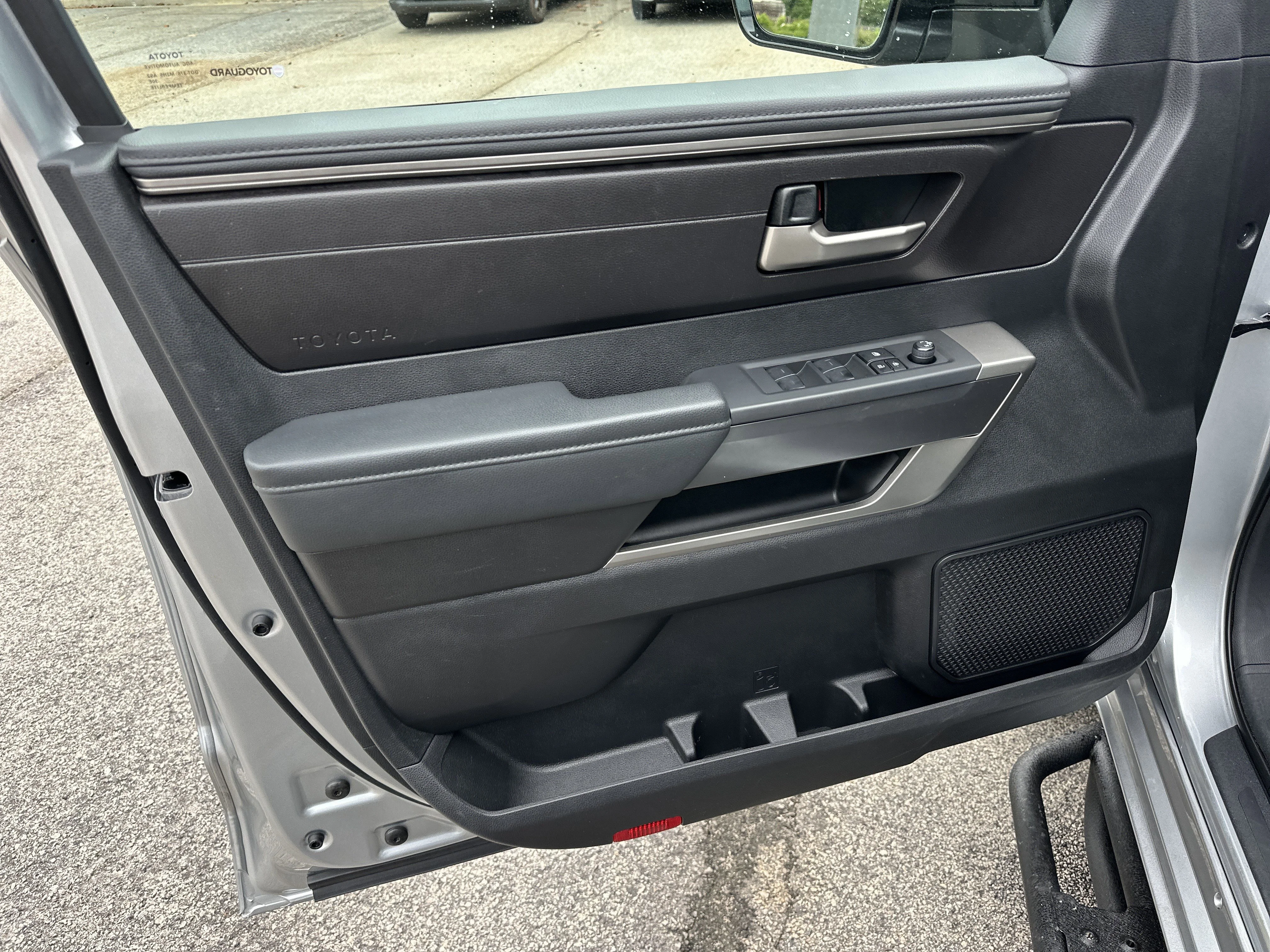 2023 Toyota Tundra SR5 - Photo 9
