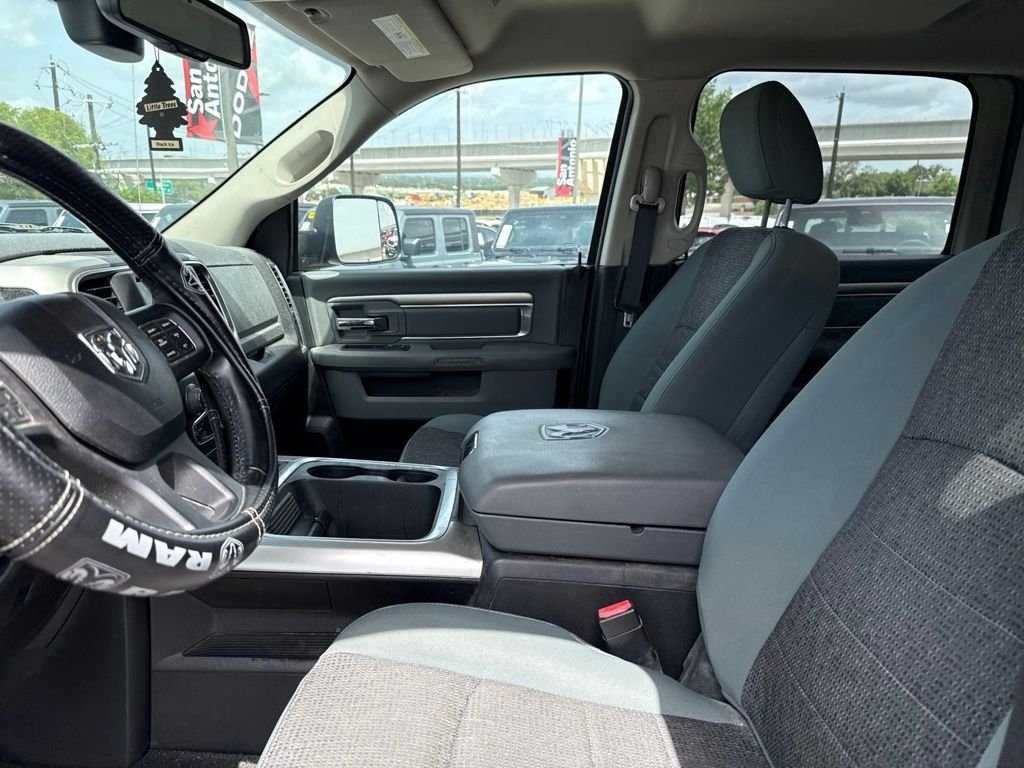 Used 2018 Black Ram Big Horn image 21