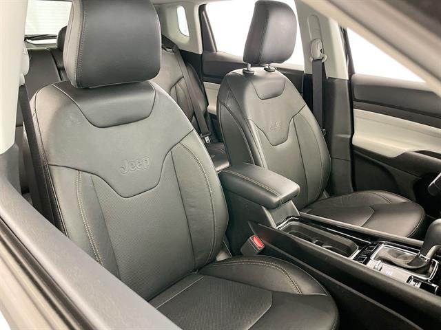 Certified Used 2022 Black Jeep Limited 4x4 image 26