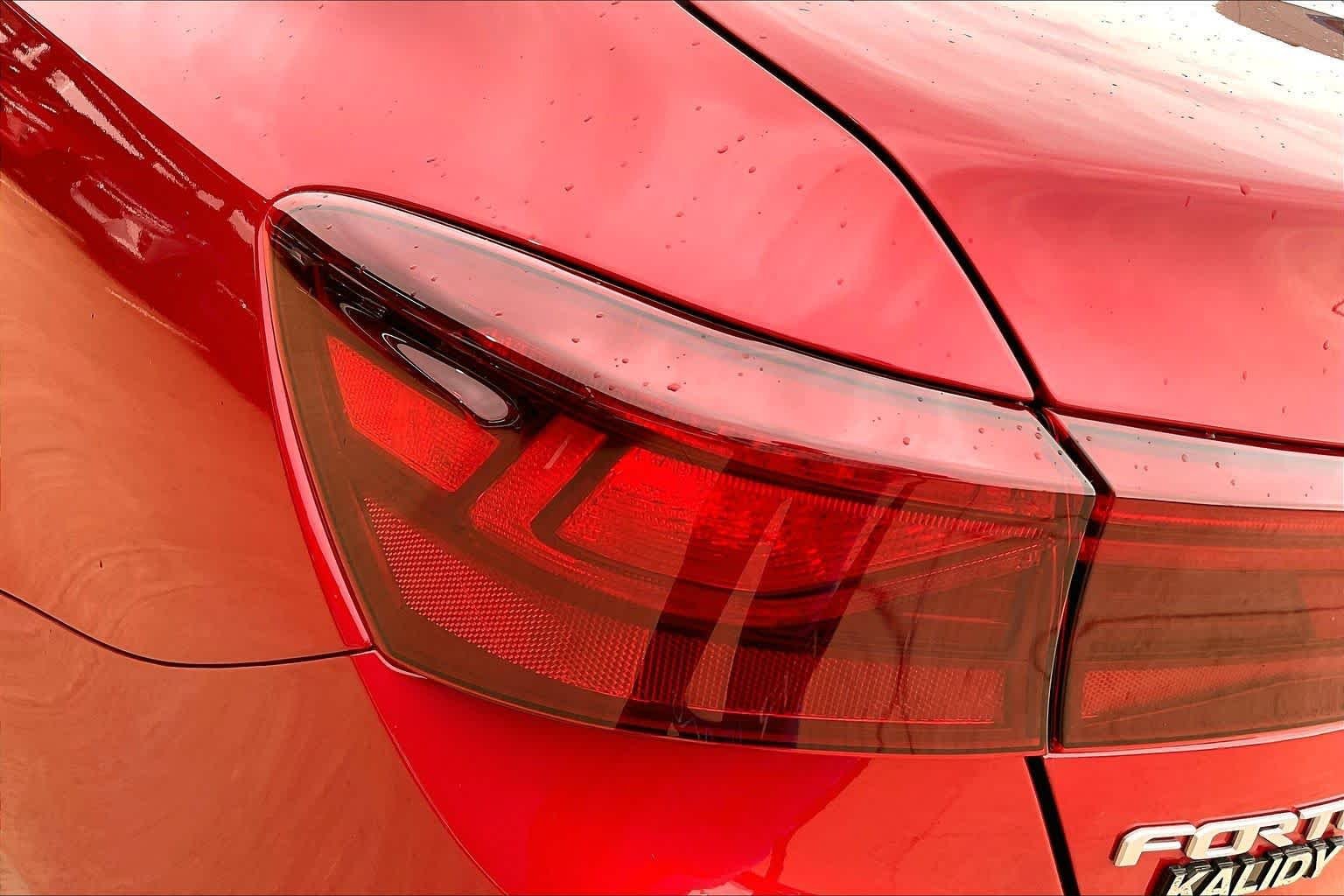 Used 2024 Currant Red Kia LXS image 25