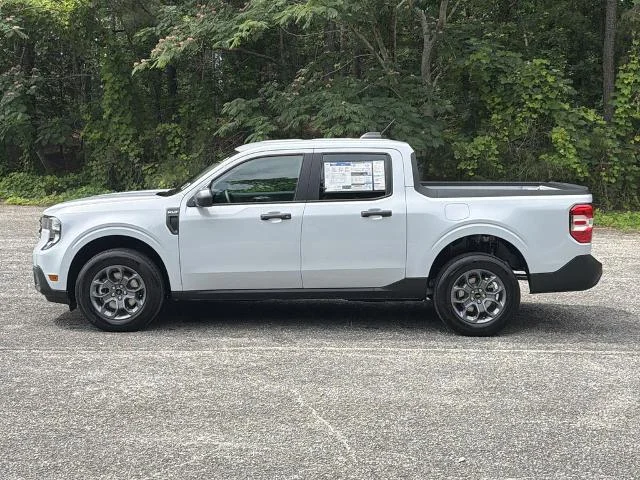 New 2026 Space White Metallic Ford XLT image 8