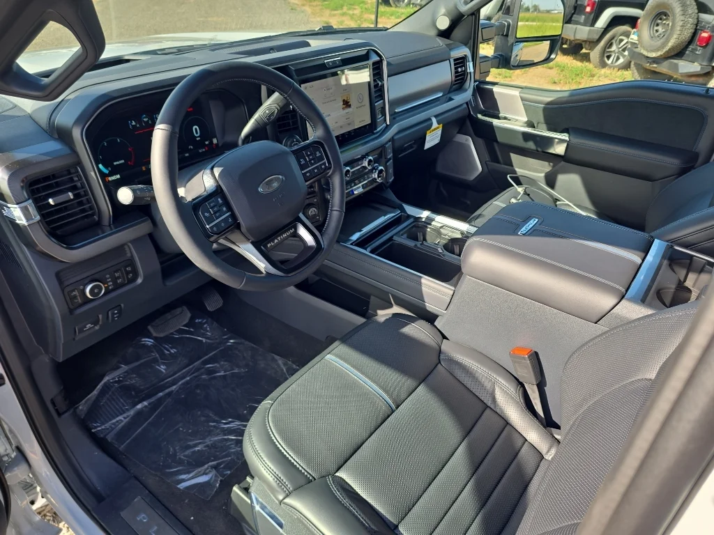 New 2026 Avalanche Ford F-350® Platinum® image 10