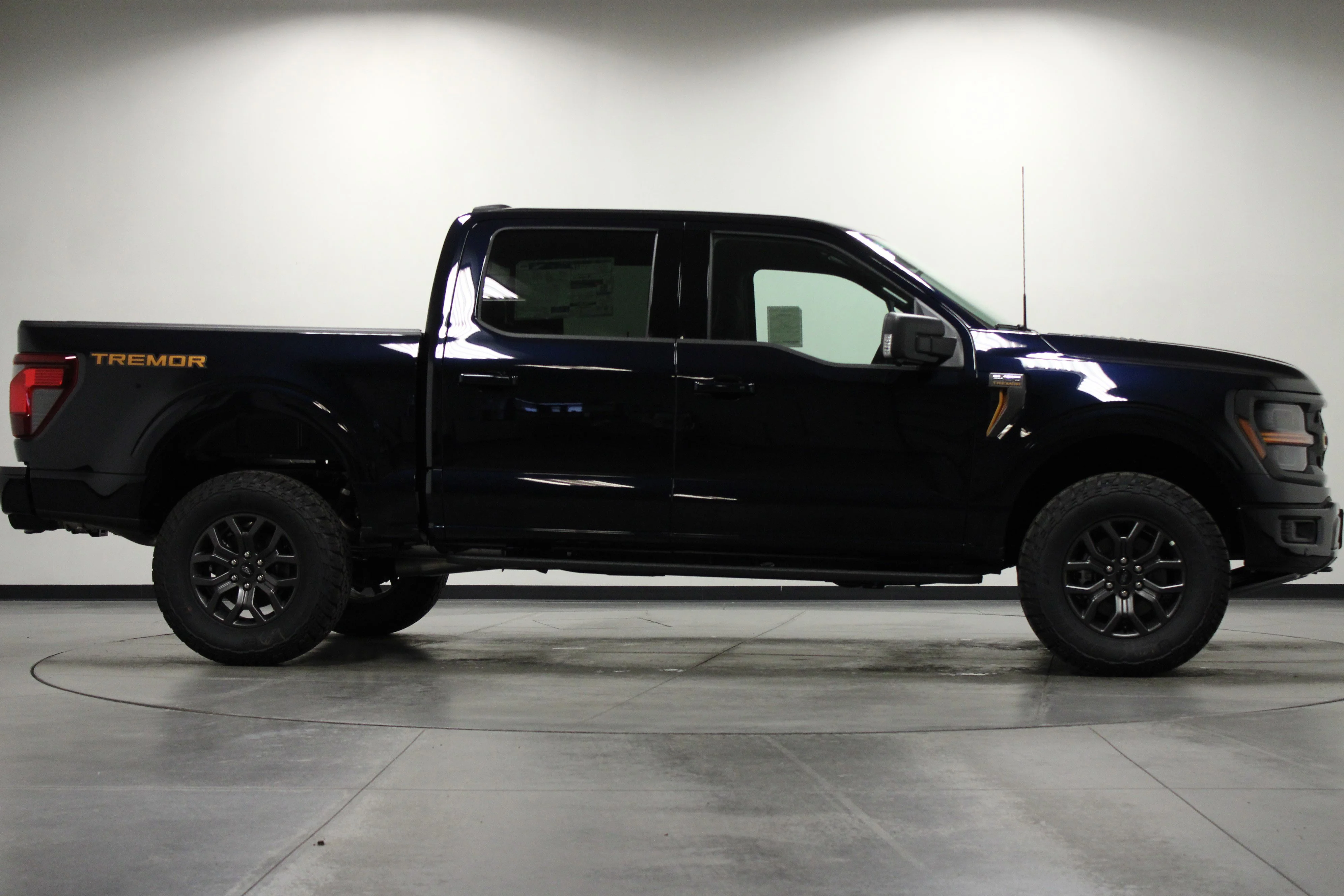 New 2026 Antimatter Blue Metallic Ford Tremor® image 3