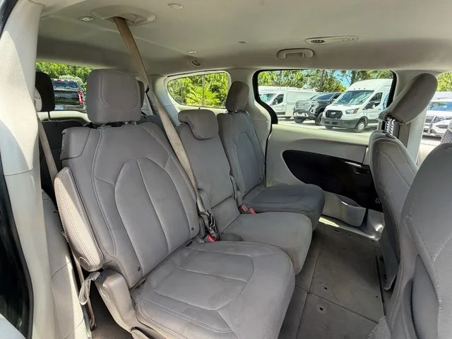 2017 Chrysler Pacifica Touring - Photo 13