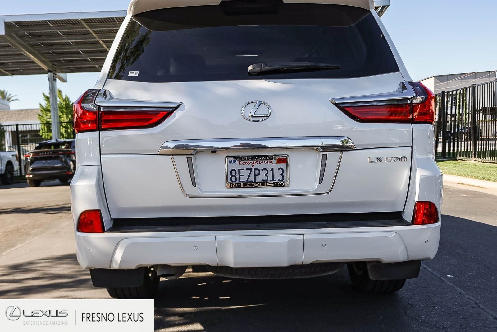 Used 2018 White Lexus 570 image 5