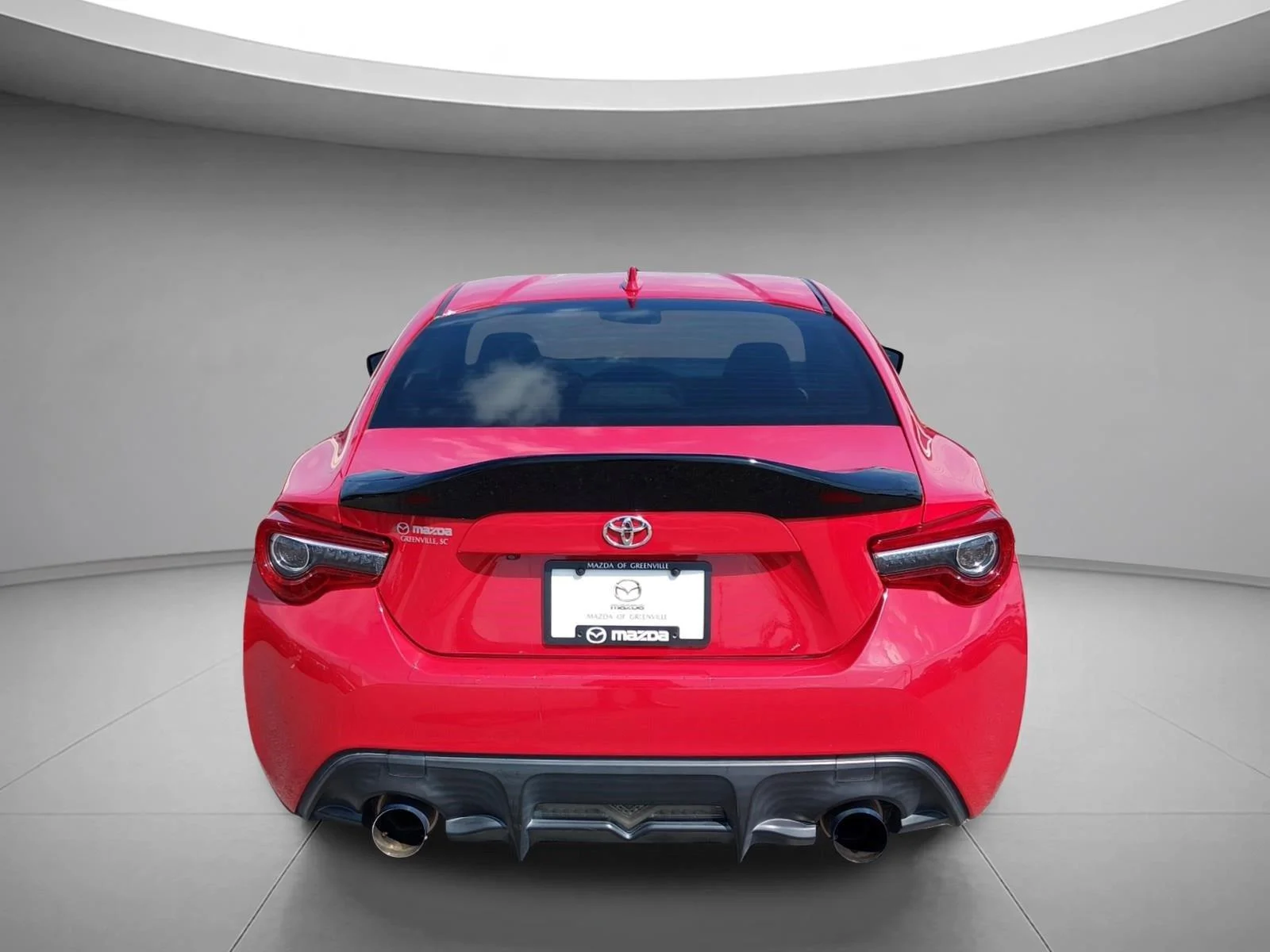 Used 2017 Ablaze Toyota 860 Special Edition image 4