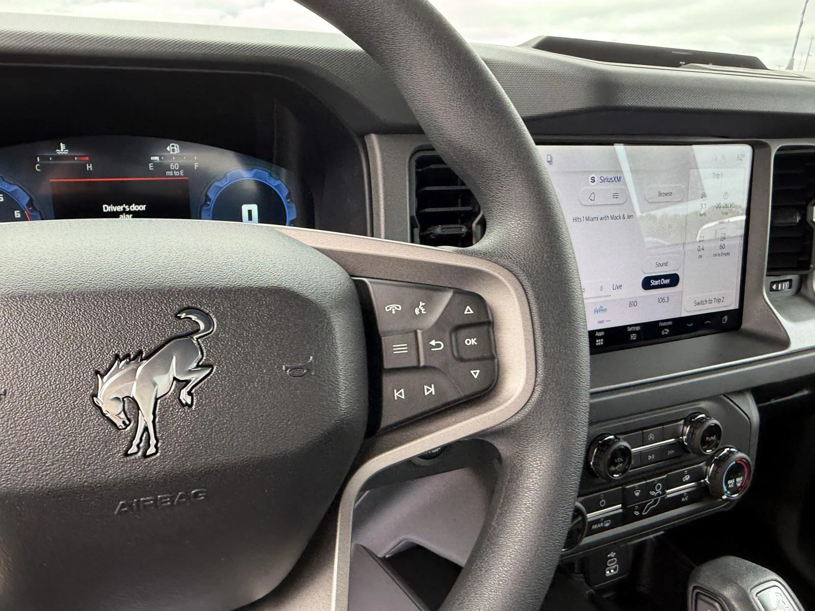 New 2026 Oxford White Ford Base image 16