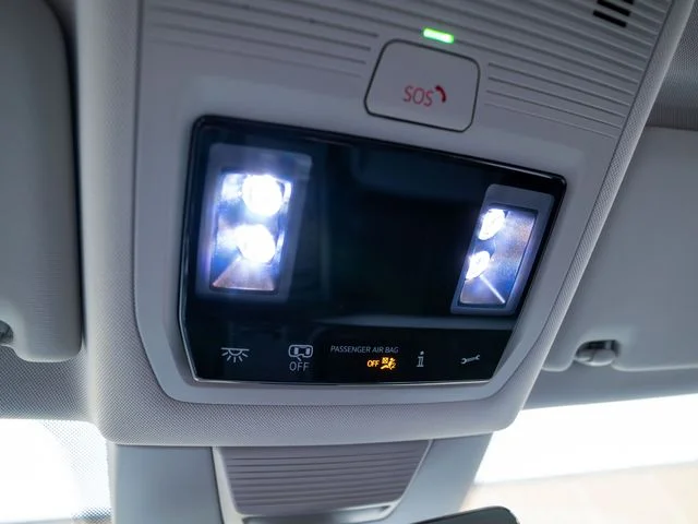New 2026 White/off-white Volkswagen 2.0T SE image 21
