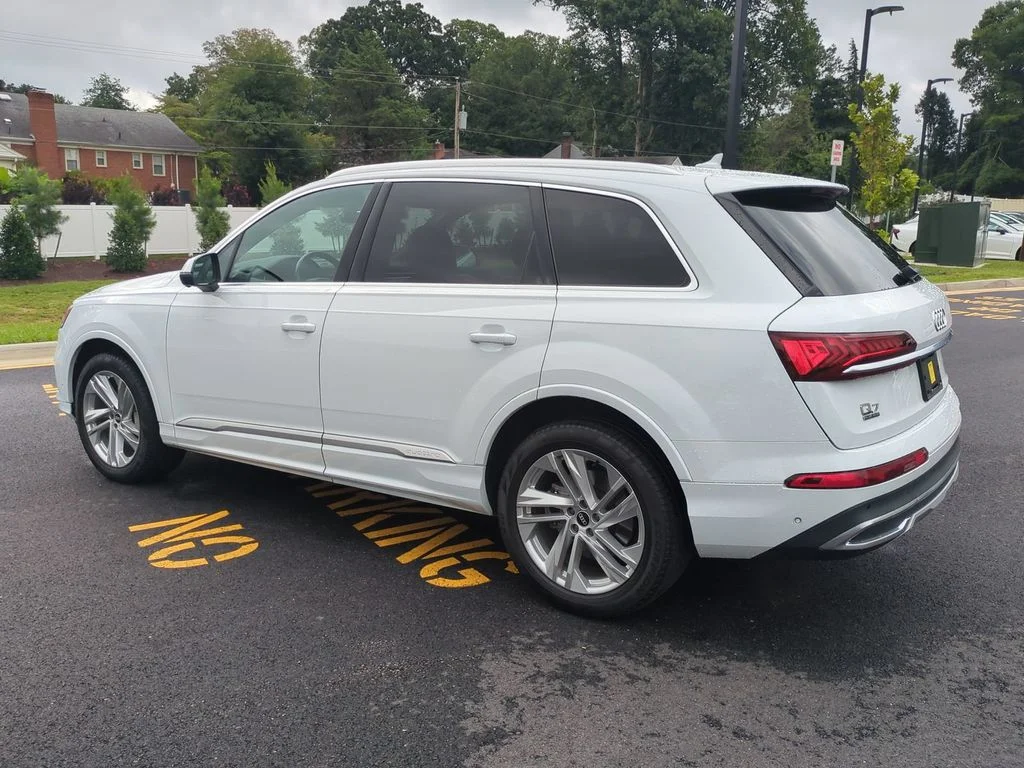Used 2021 White Audi 55 Premium Plus image 6