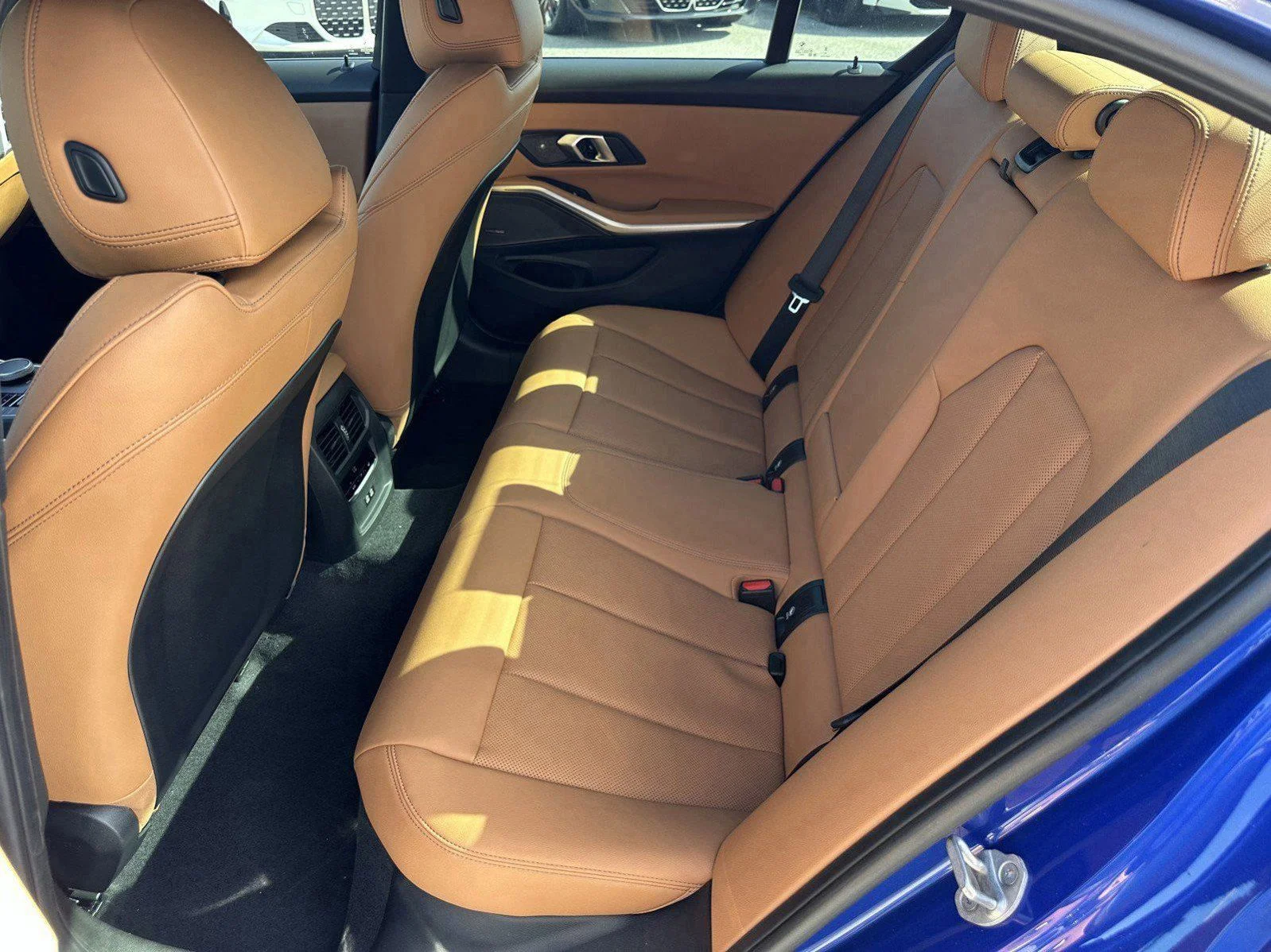 New 2026 Portimao Blue Metallic BMW 330i xDrive image 19