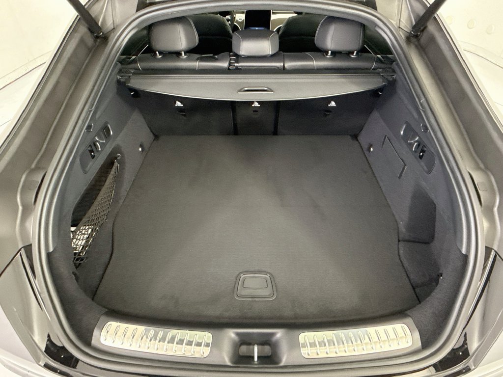 New 2027 Obsidian Black Metallic Mercedes-Benz GLC 53 AMG® image 28