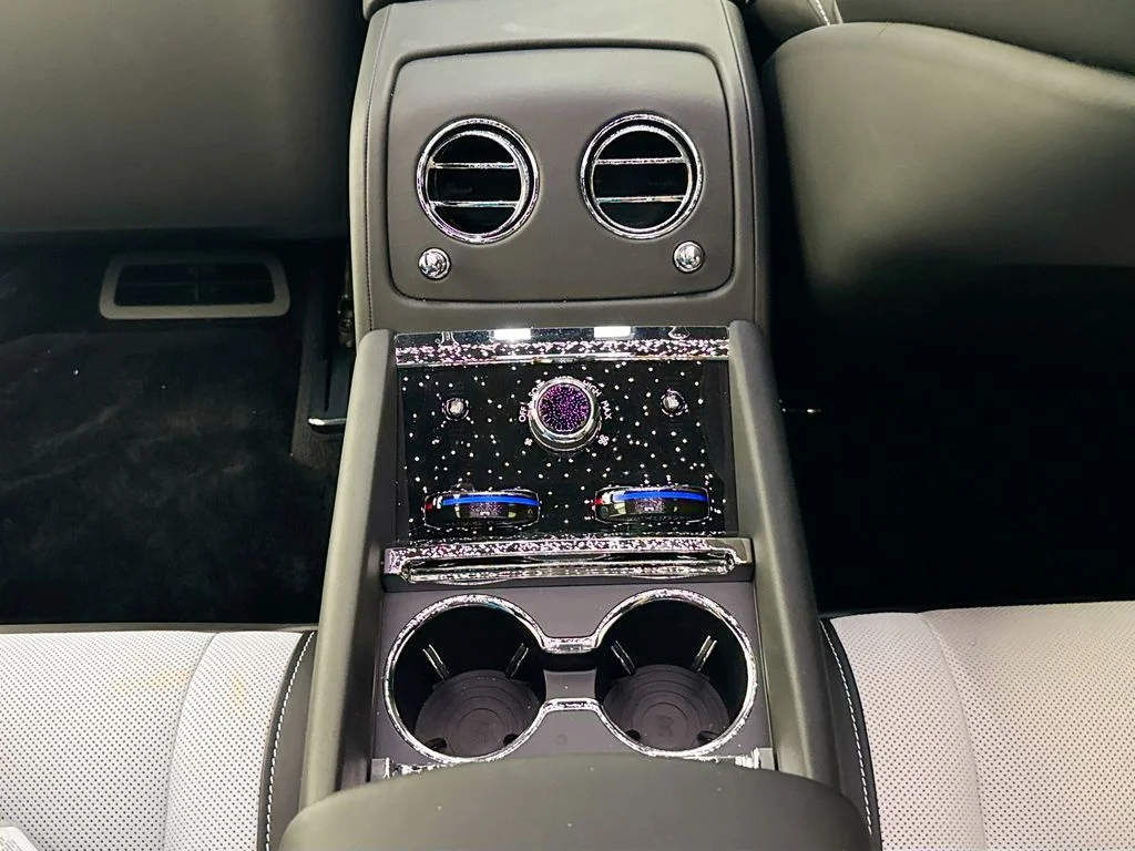 Used 2024 Black Rolls-Royce  image 27
