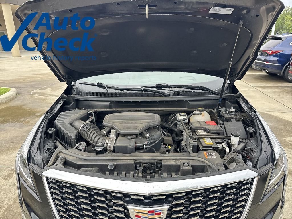 Used 2024 Black Metallic Cadillac Premium Luxury image 18