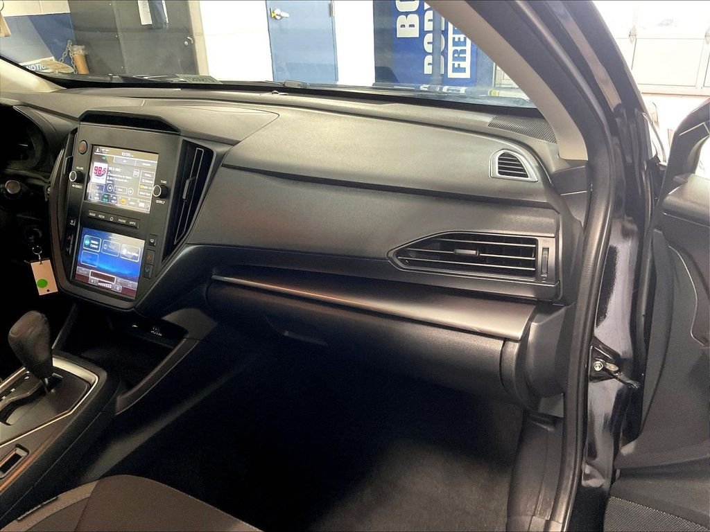 Used 2024 Black Subaru Base image 13