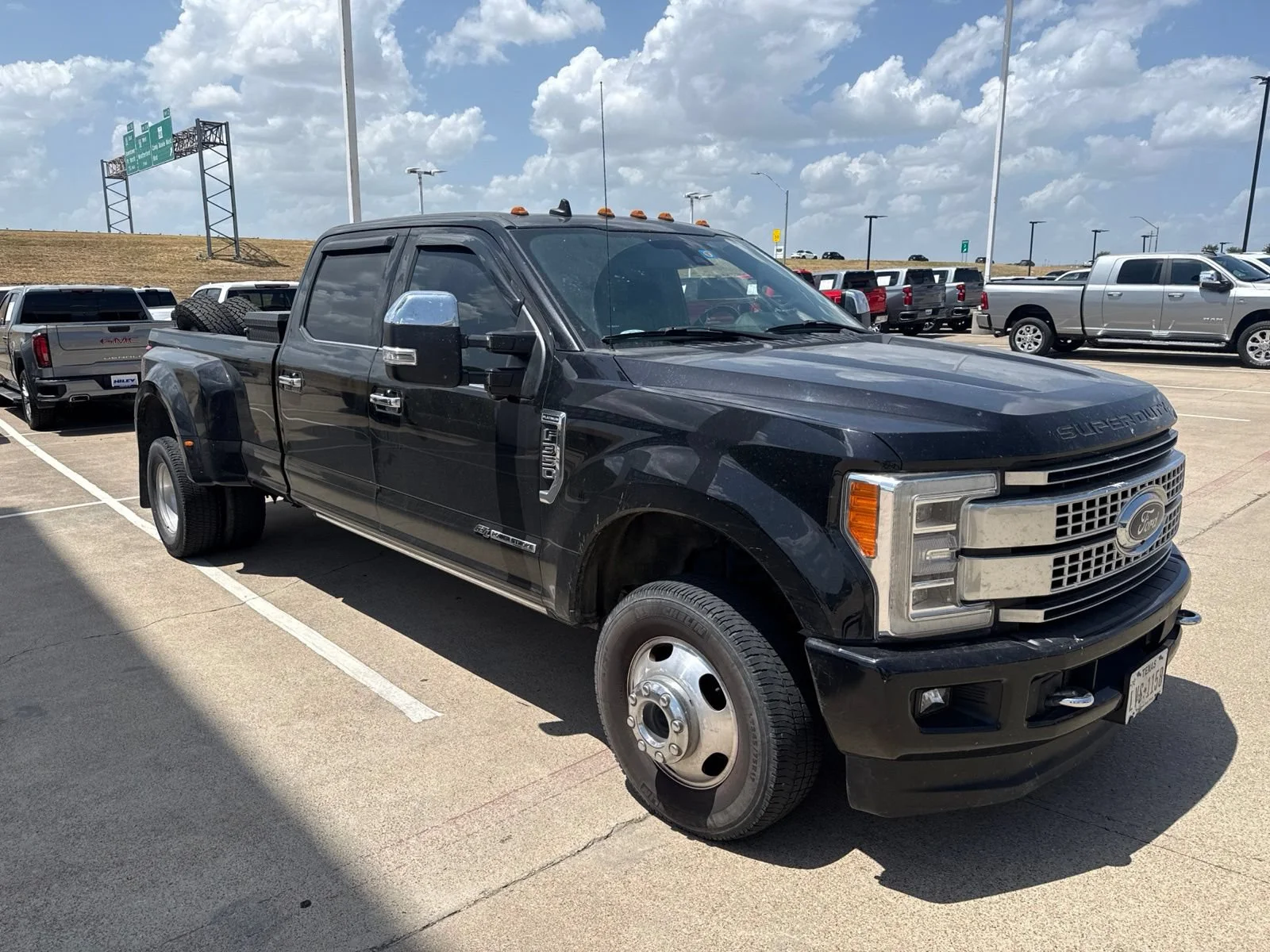 Used 2019 Black Ford Platinum image 3