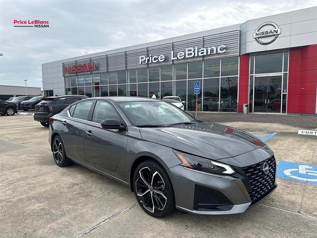 2025 Nissan Altima 2.5 SR's photo