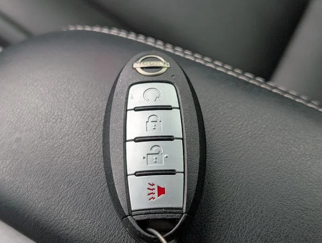 Used 2024 Gray Nissan SV image 28