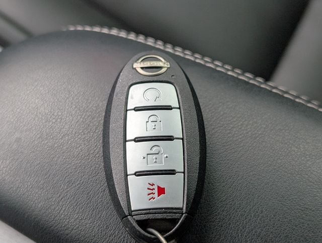 Used 2024 Gray Nissan SV image 28