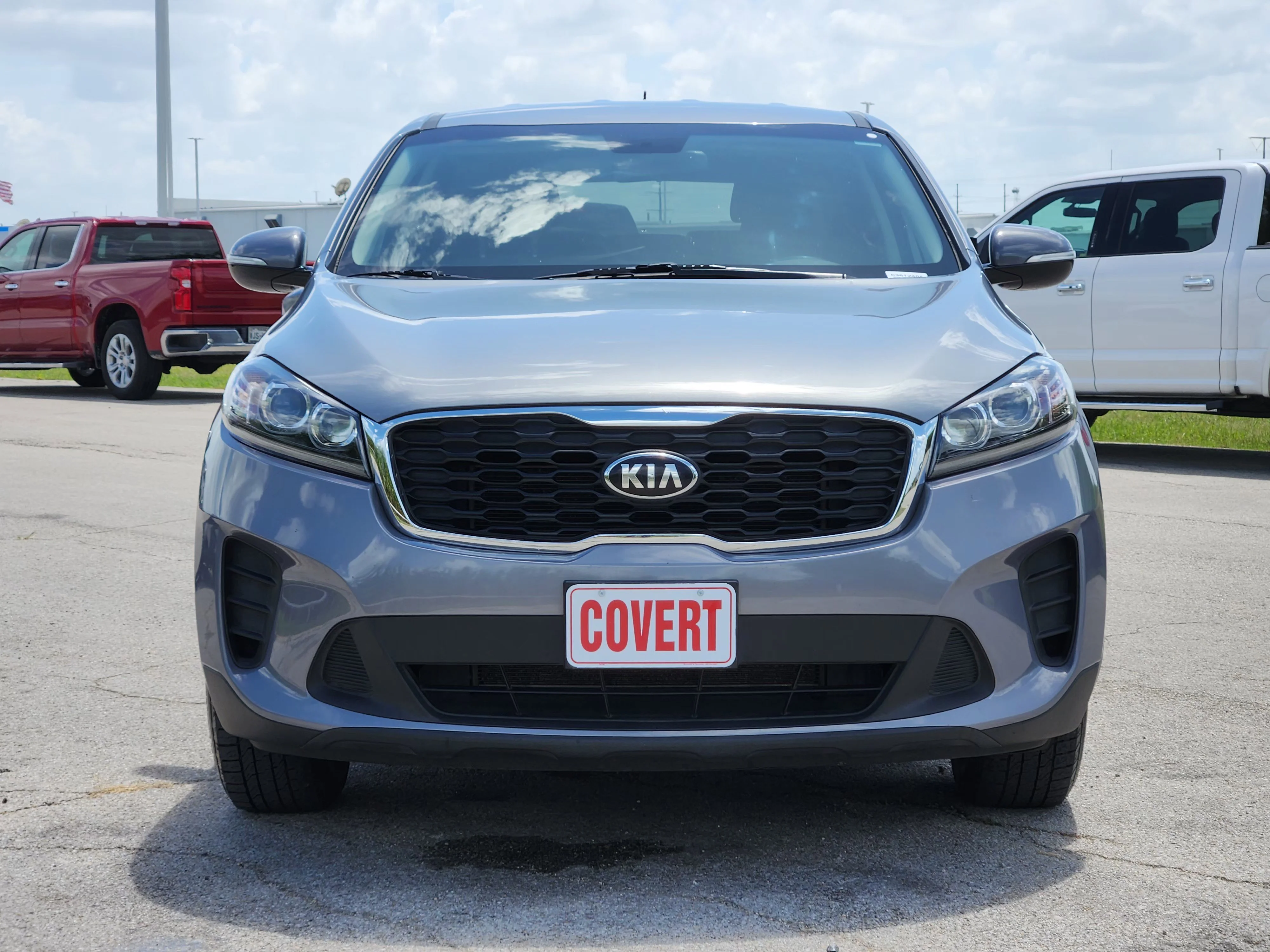 Used 2020 Everlasting Silver Kia L image 2