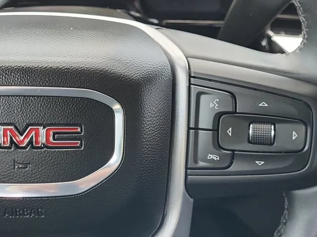 Used 2024 Volcanic Red Tintcoat GMC Elevation image 27