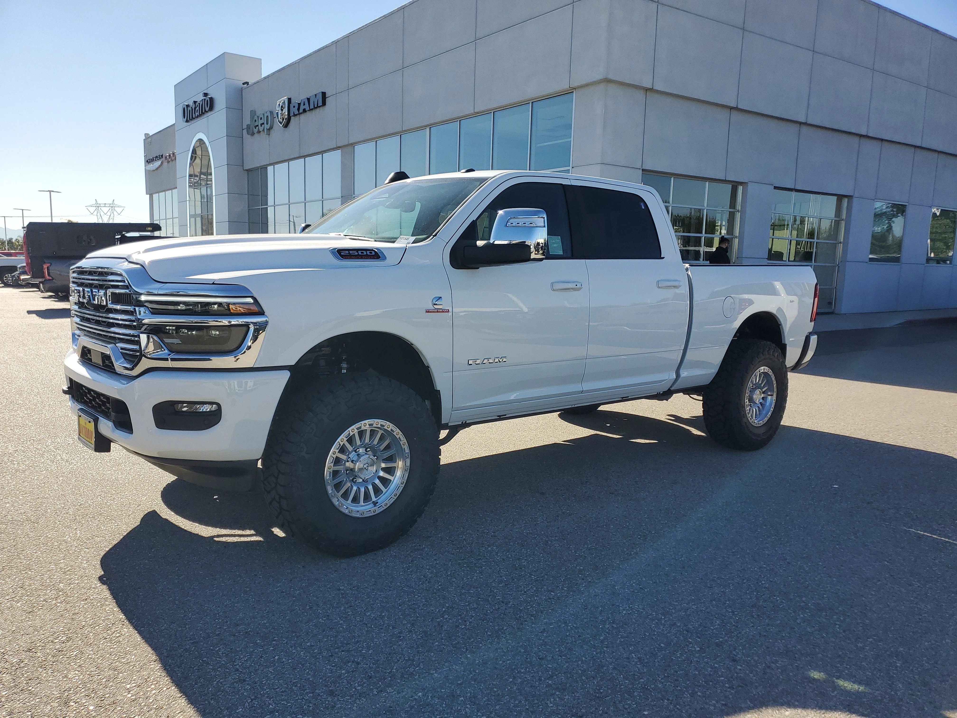 2026 RAM 2500 Laramie - Photo 8