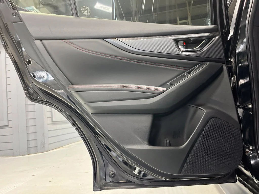 Used 2022 Crystal Black Silica Subaru Limited image 28