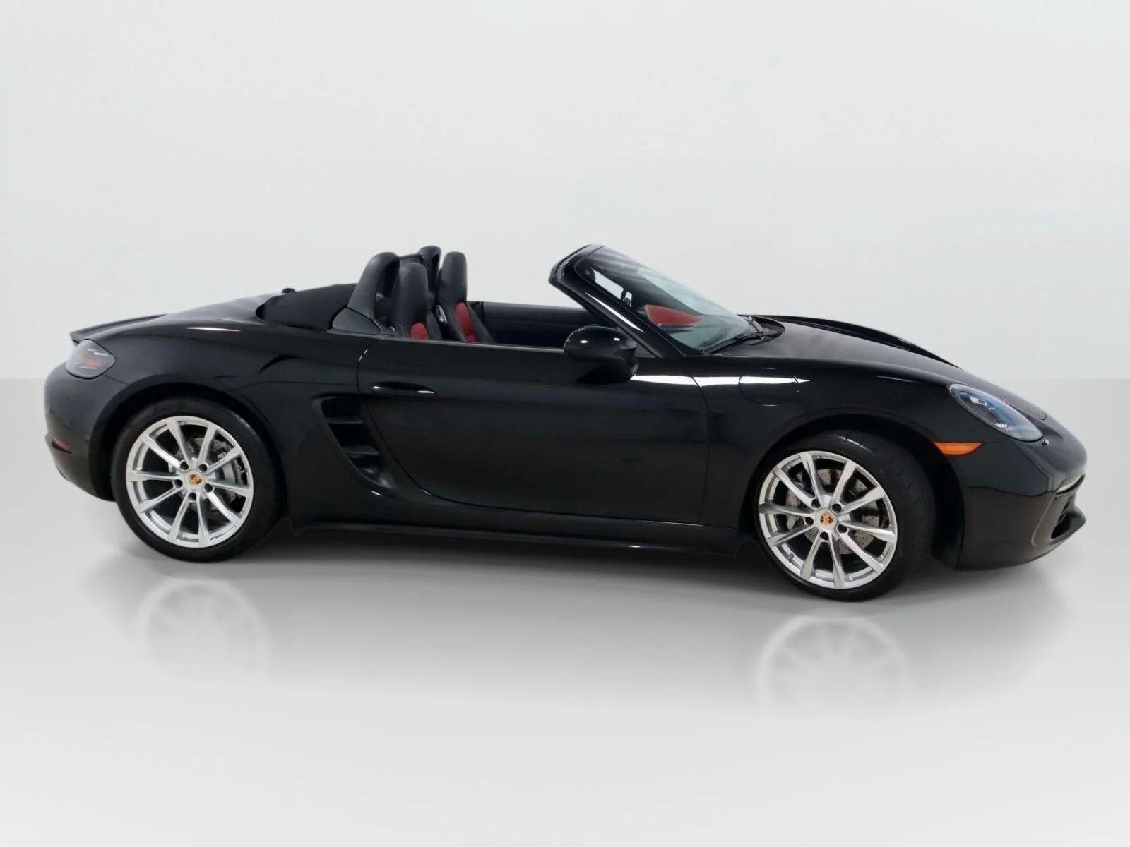 Used 2017 Jet Black Metallic Porsche  image 6