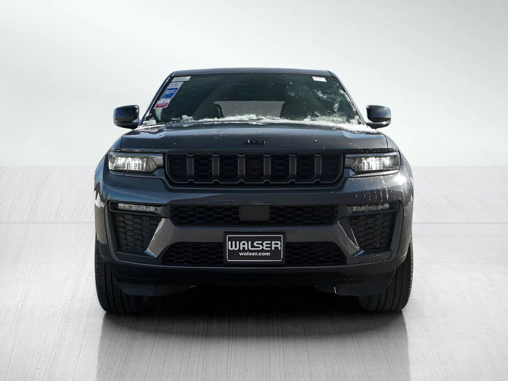 New 2026 Baltic Gray Metallic Clearcoat Jeep Limited image 2