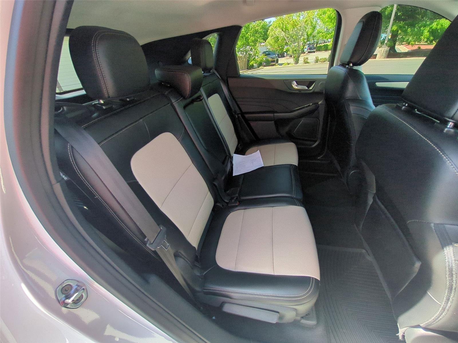 Used 2021 Star White Metallic Tri-Coat Ford Titanium image 37